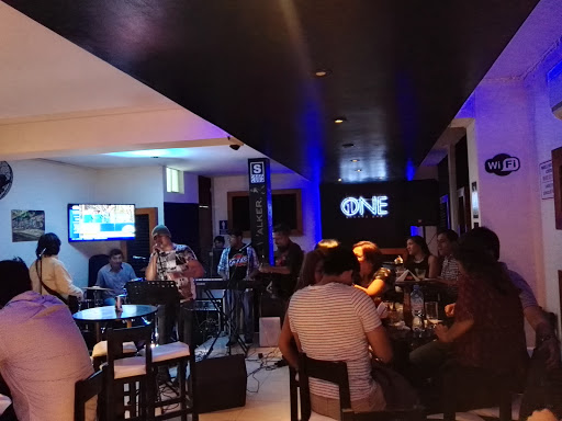 ONE LOUNGE