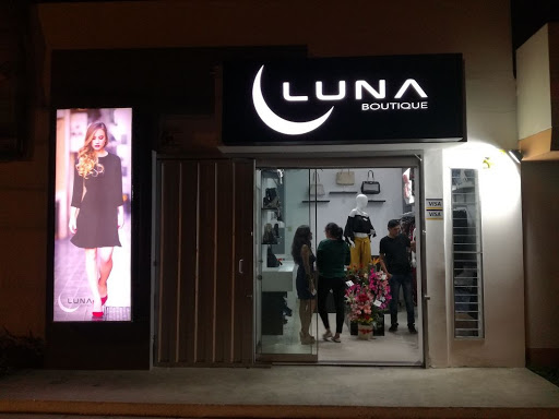 Luna Boutique