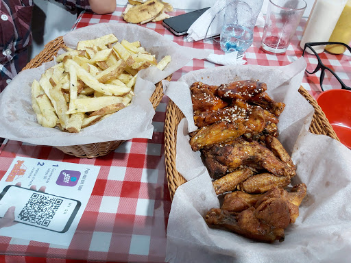 Plazita Wings