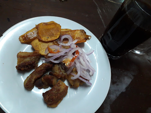 Chicharroneria Restaurant El Perol