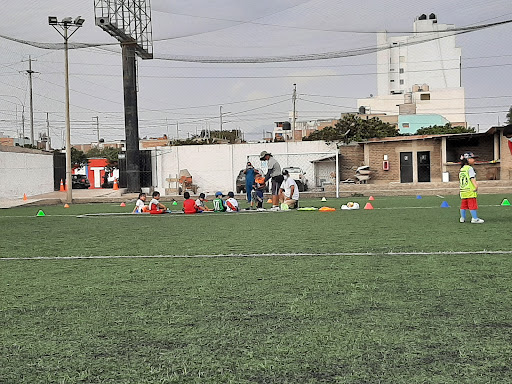 CANCHA DEPORTIVA PELOTEROS