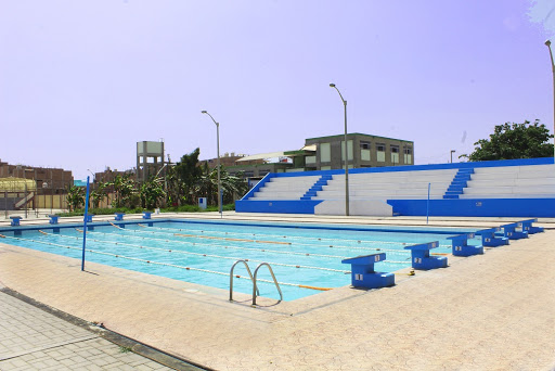 Piscina Gran Unidad Escolar